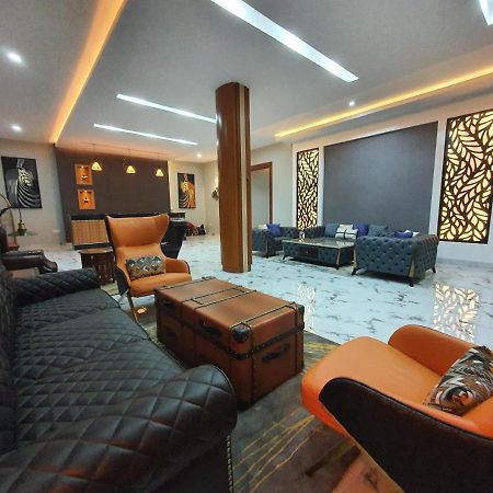 Silver Palm Hotel 阿鲁沙 外观 照片