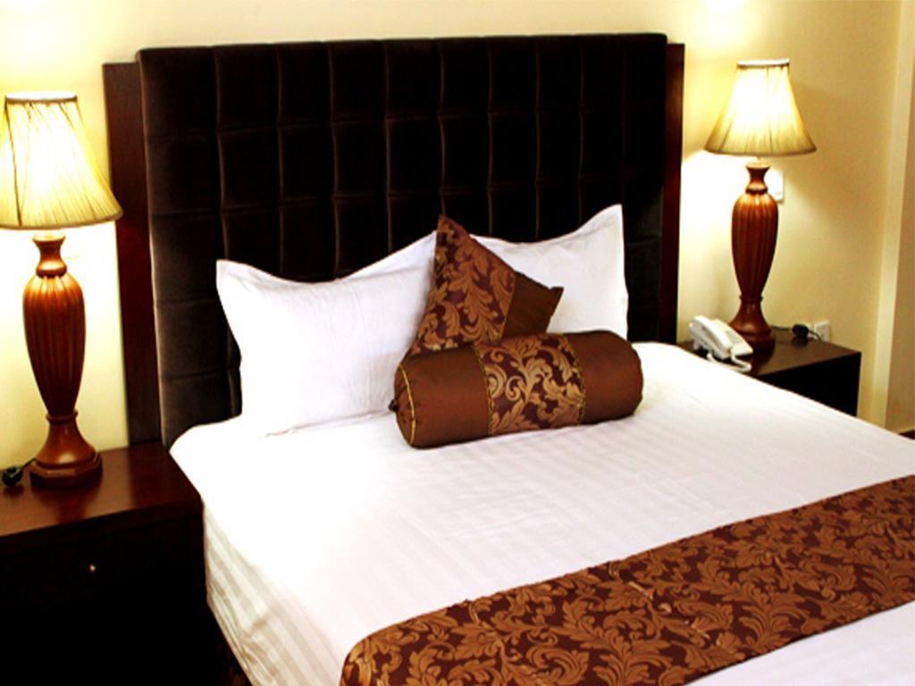 Silver Palm Hotel 阿鲁沙 外观 照片